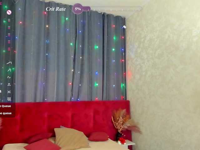 Elly-B1oom live cam on BongaCams
