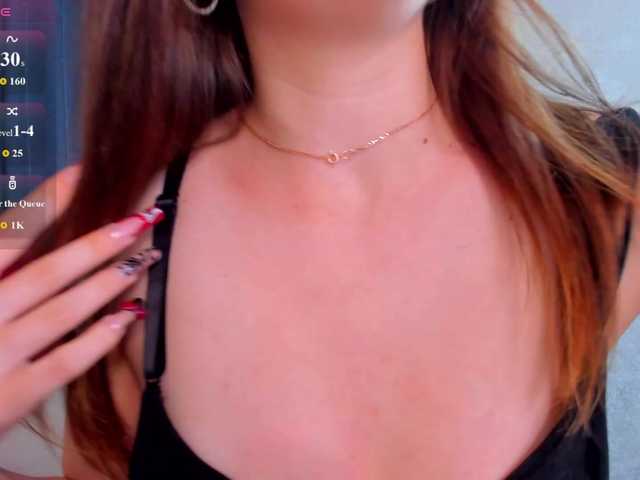 Elly-Blo0m live webcam show