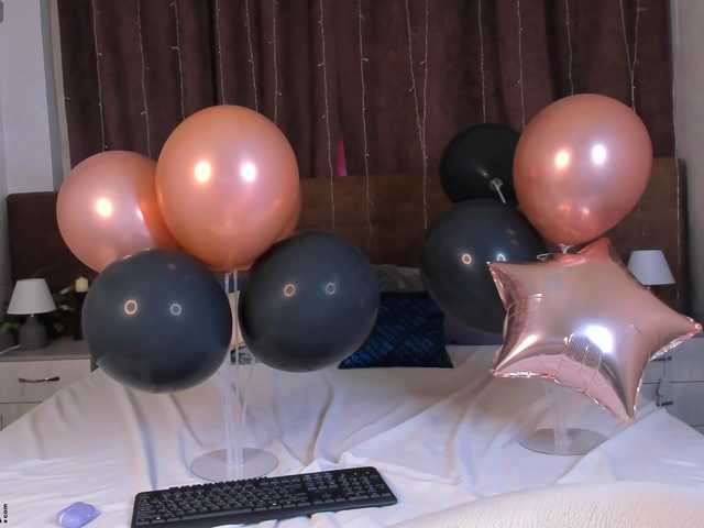 Elly-Blo0m live webcam show