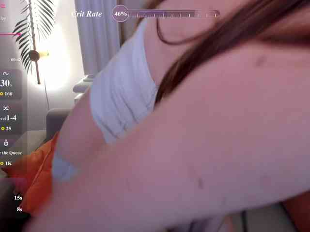 Elly-Blo0m webcam