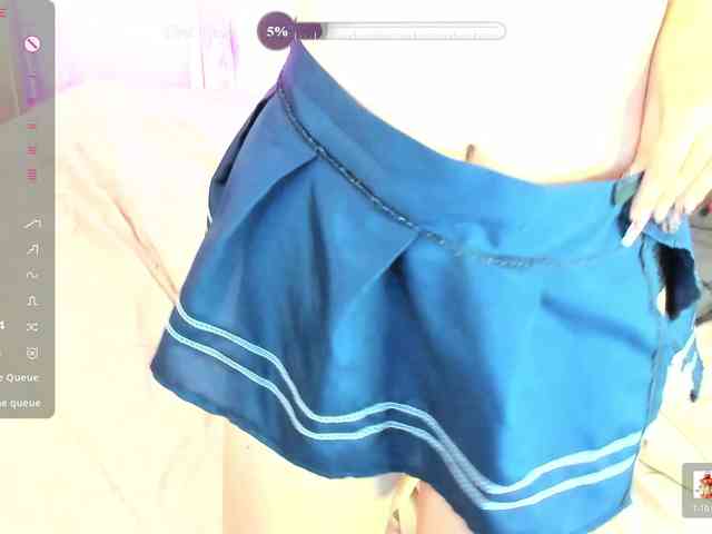 Elly-Blo0m webcam