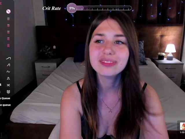 Elly-Blo0m webcam
