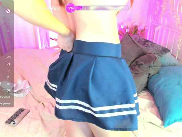 Elly-Blo0m webcam