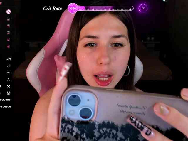 Elly-Blo0m webcam