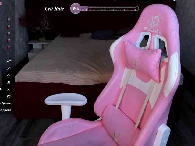 Elly-Blo0m webcam