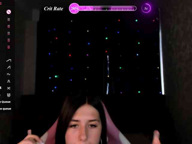 Elly-Blo0m webcam