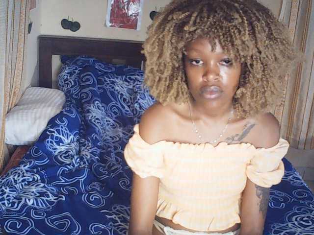 Rosy live cam on BongaCams