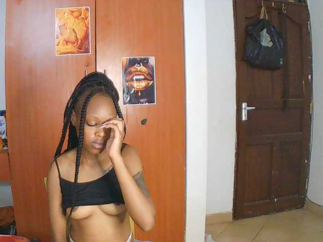 Rosy live cam on BongaCams