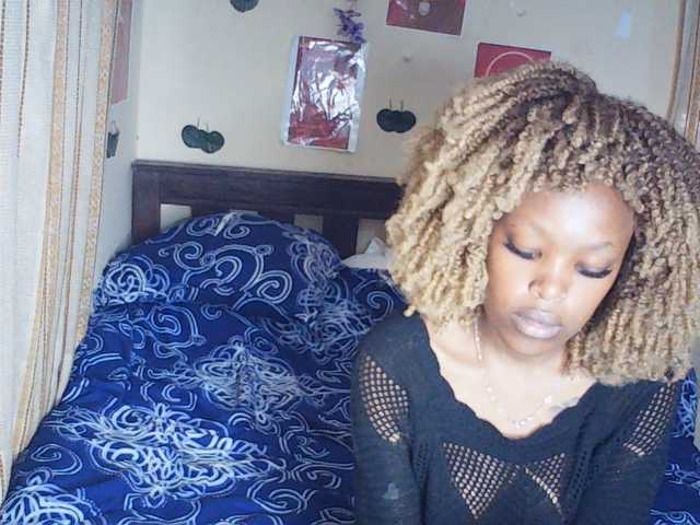 Rosy live cam on BongaCams