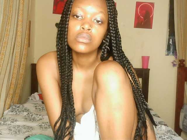 Rosy live cam on BongaCams