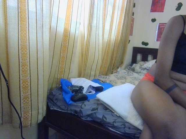 Rosy live cam on BongaCams