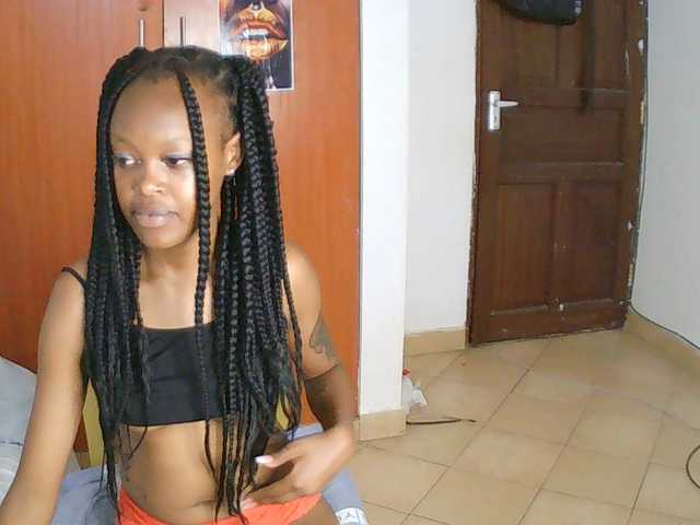 Rosy live cam on BongaCams