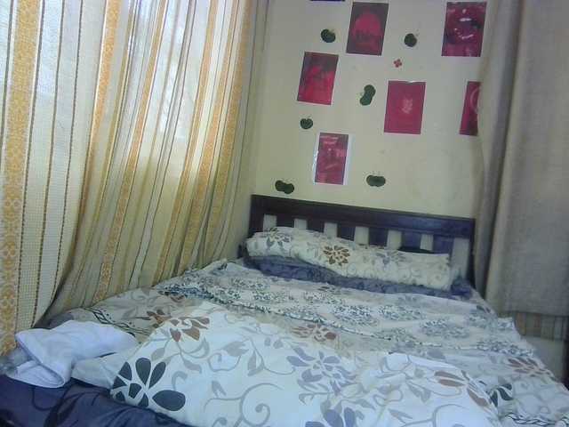 Rosy live cam on BongaCams