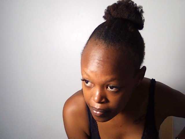 Rosy live cam on BongaCams