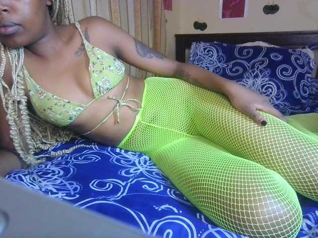 Rosy live cam on BongaCams