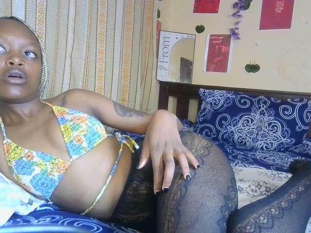 Rosy live cam on BongaCams