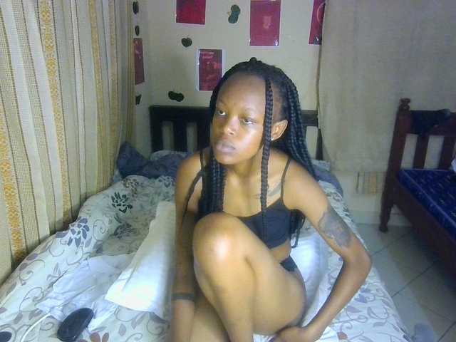 Rosy live cam on BongaCams