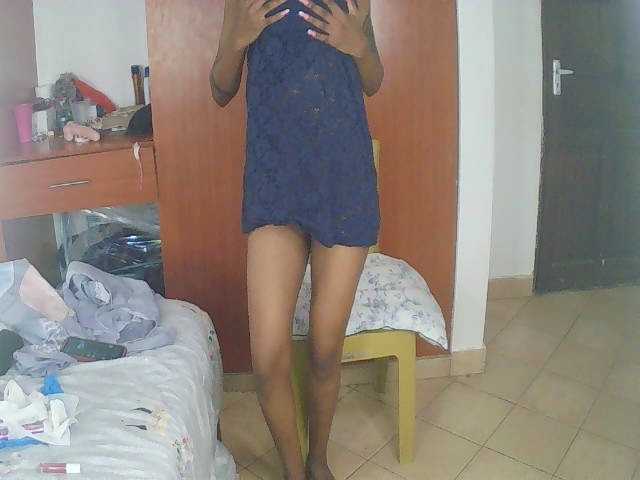 Rosy live cam on BongaCams