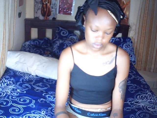Rosy live cam on BongaCams