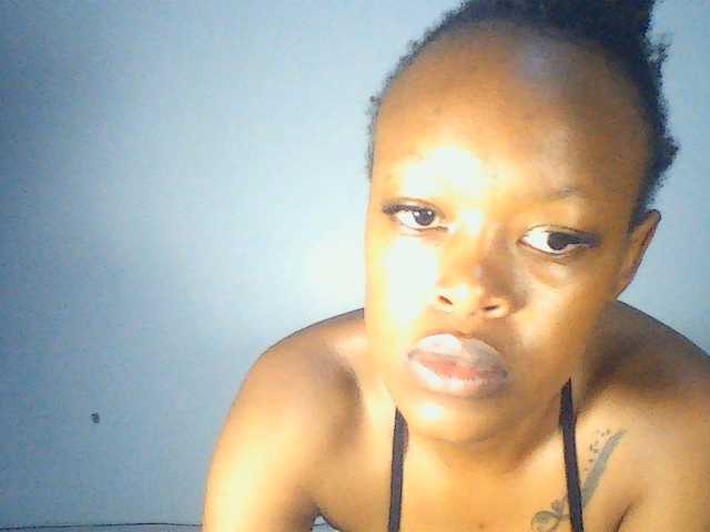 Rosy live cam on BongaCams