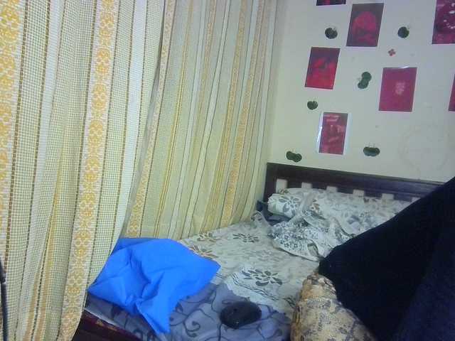 Rosy live cam on BongaCams