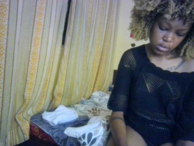 Rosy live cam on BongaCams