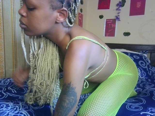 Rosy live cam on BongaCams
