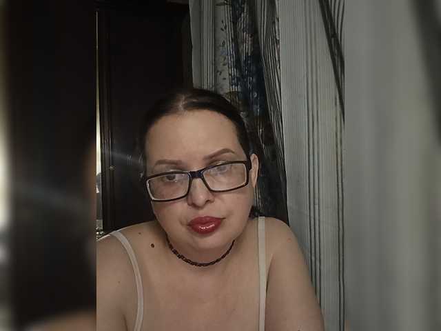 Anna-Gold3 live cam on BongaCams