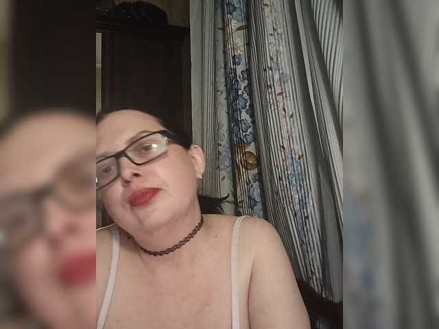 Anna-Gold3 live cam on BongaCams