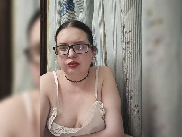 Anna-Gold3 live cam on BongaCams