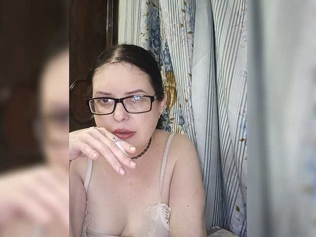 Anna-Gold3 live cam on BongaCams