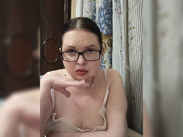 Anna-gold3 live cam