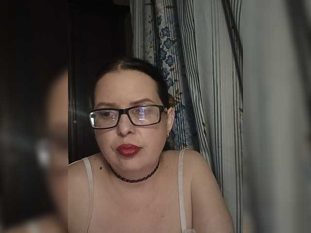 Anna-Gold3 live cam on BongaCams
