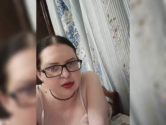 Anna-Gold3 live cam on BongaCams