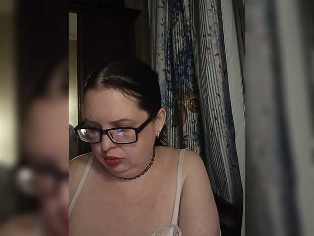 Anna-Gold3 live cam on BongaCams