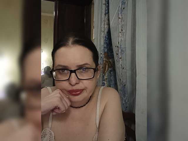 Anna-Gold3 live cam on BongaCams
