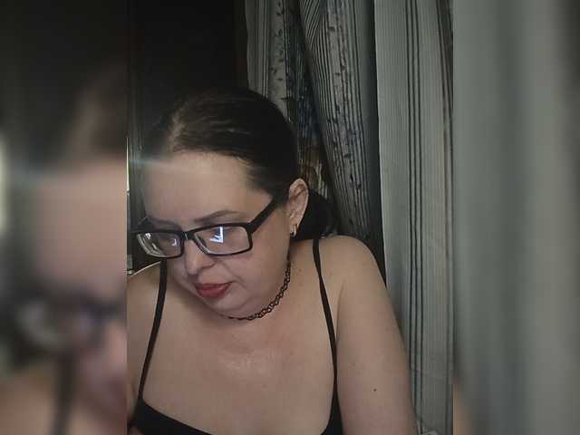 Anna-Gold3 live cam on BongaCams