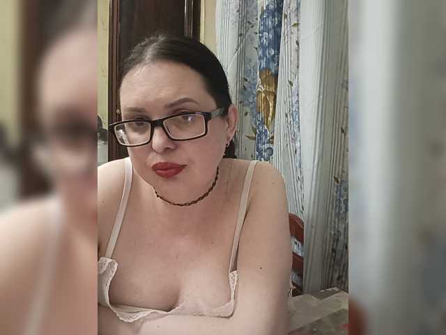 Anna-Gold3 live cam on BongaCams