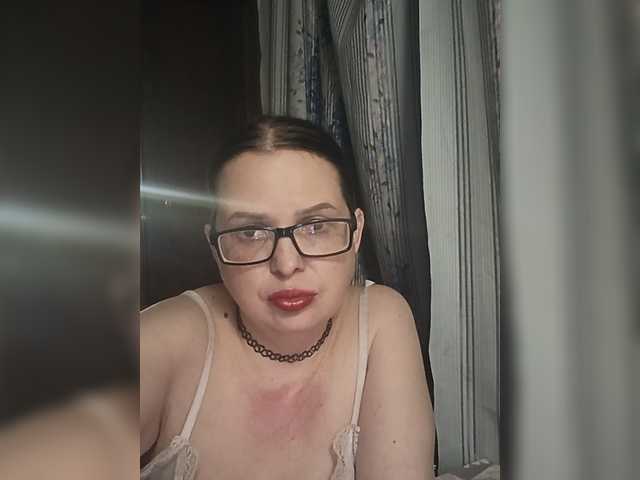 Anna-Gold3 live cam on BongaCams
