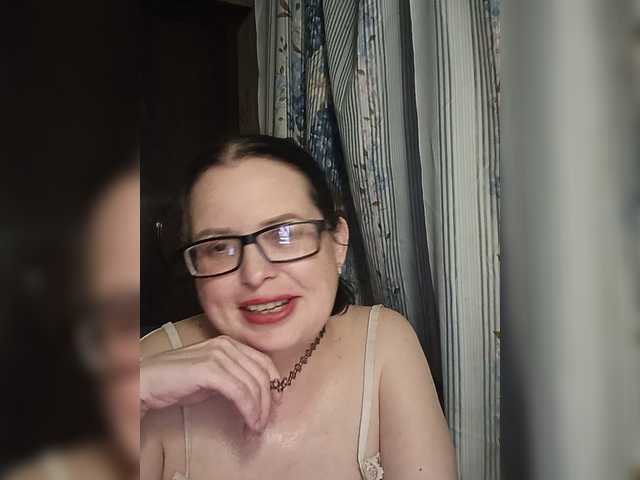 Anna-Gold3 live cam on BongaCams