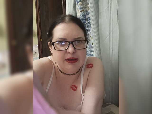 Anna-Gold3 live cam