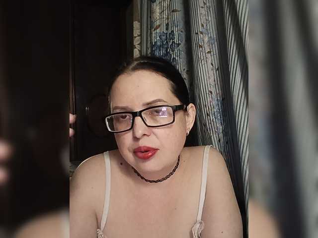 Anna-Gold3 live cam on BongaCams