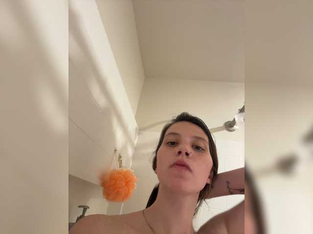 kaywayy044 live cam on BongaCams