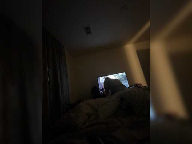kaywayy044 live webcam show