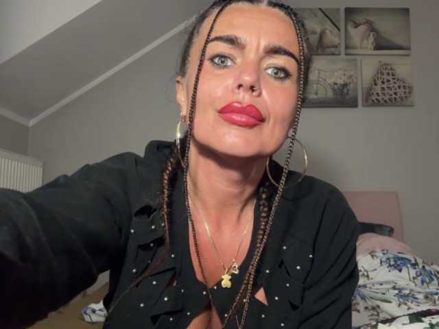 LUSTjenny live cam preview