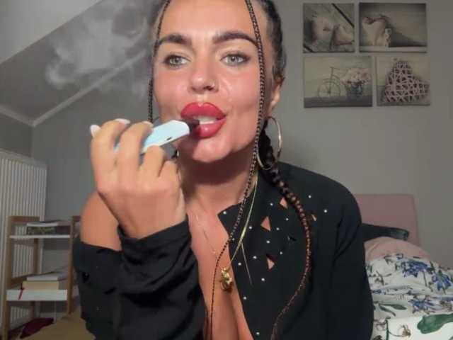LUSTjenny live cam preview