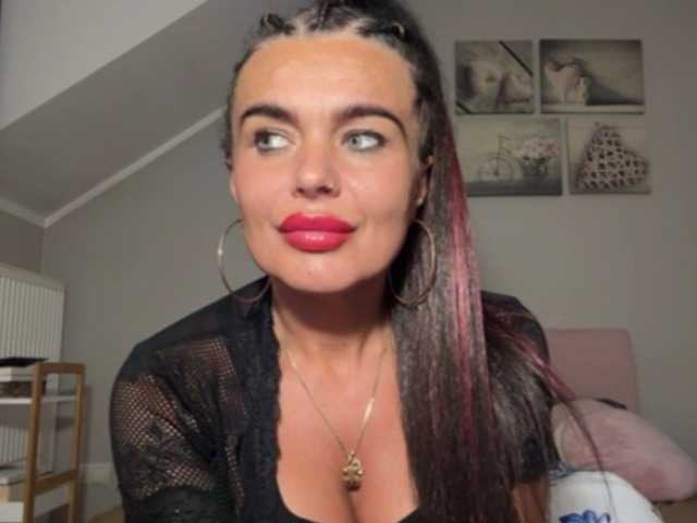 LUSTjenny live cam on BongaCams
