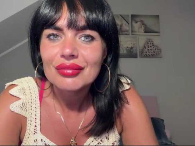 LUSTjenny live cam on BongaCams