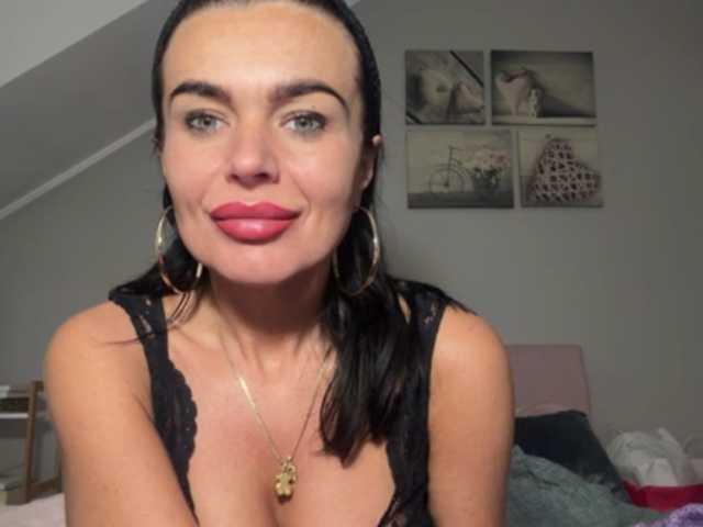LUSTjenny live cam on BongaCams