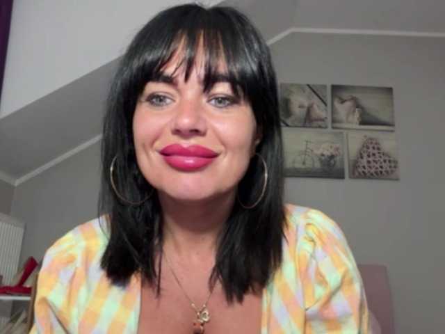 LUSTjenny live cam on BongaCams